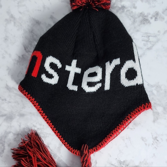 I Amsterdam Knit Pom Hat - Picture 2 of 4